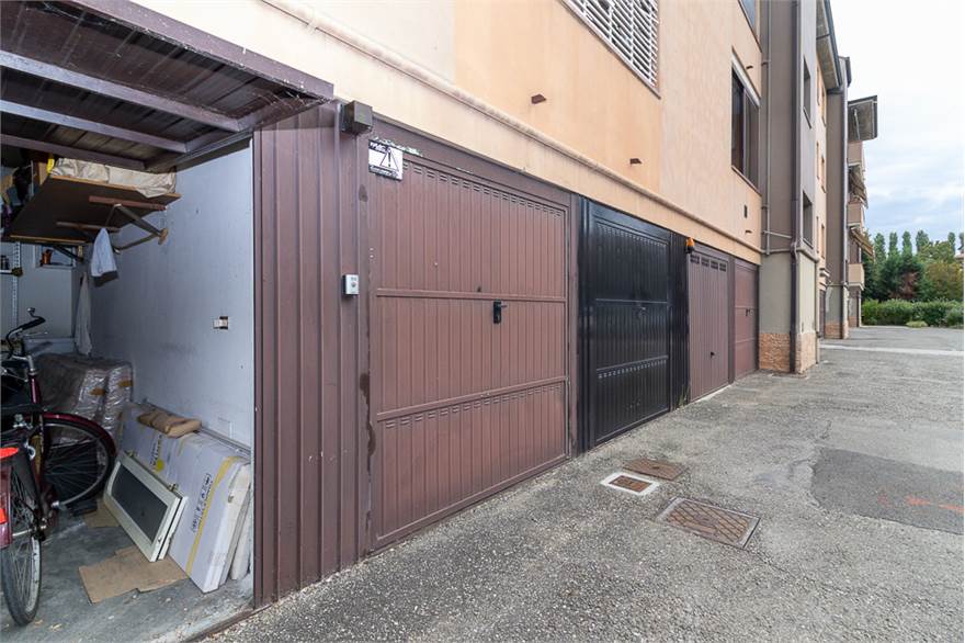 garage