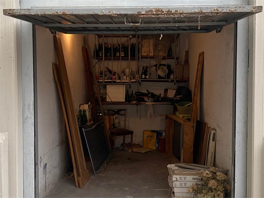 GARAGE