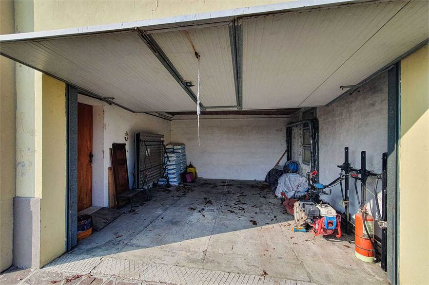 garage