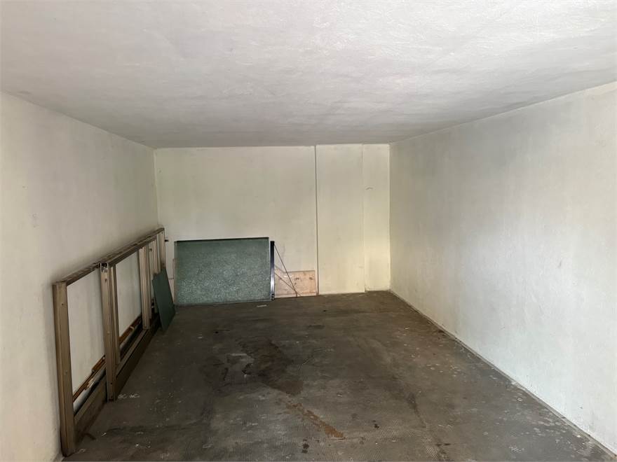 GARAGE ( lungo 5,4 m)