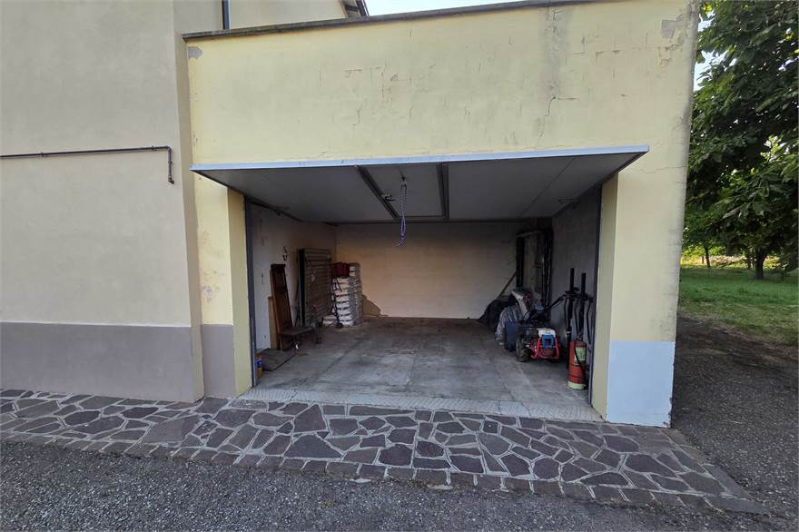 garage